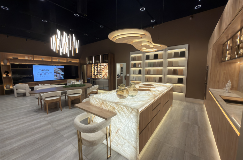 kitchen-remodel-fort-lauderdale-luxury-finishes.webp
